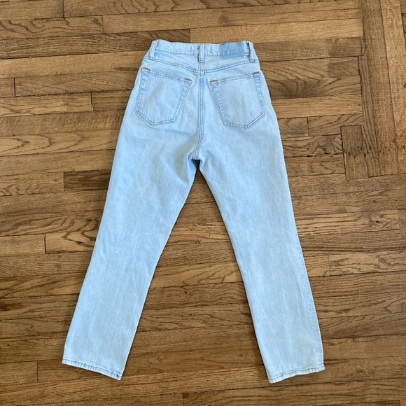 Abercrombie & Fitch Curve Love High Rise Straight Leg Crop Jeans - Picture 2 of 3